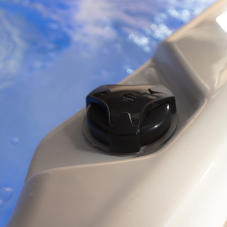 Calm Diverter Valve