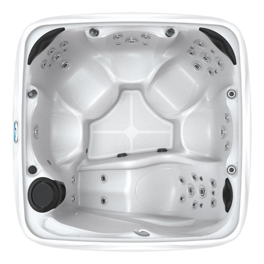 Crossover 740L